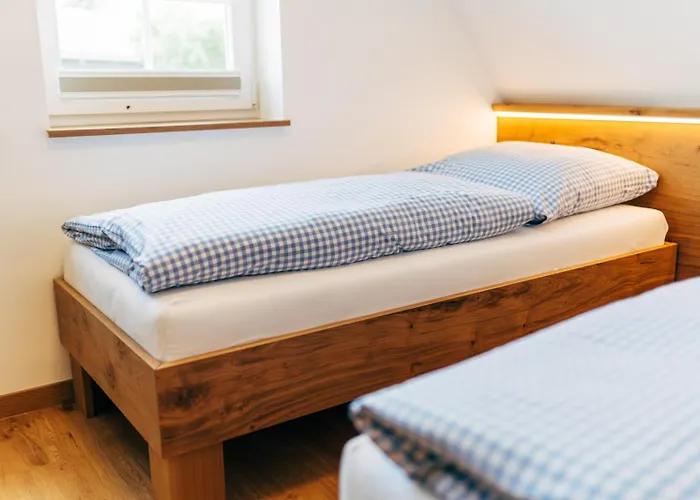 Semesterbostad Hof Koehne - Haus Im Glueck Rechts