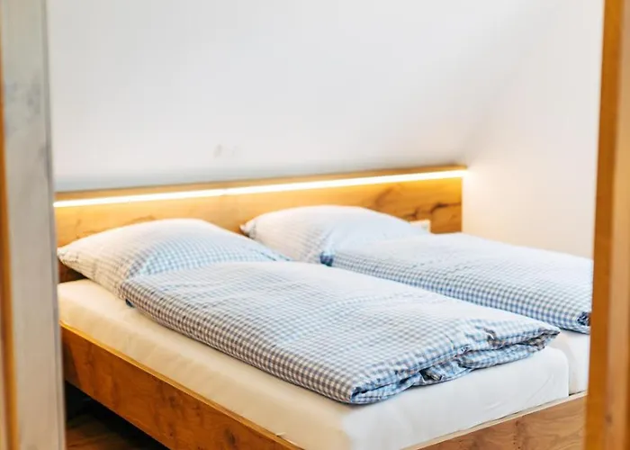 Hof Koehne - Haus Im Glueck Rechts Semesterbostad Schmallenberg